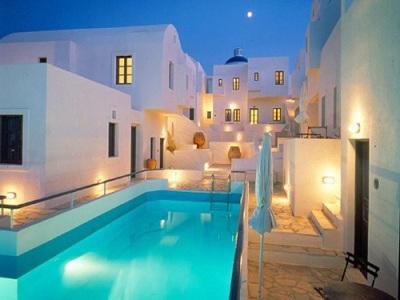 Oia's Sunset Hotel